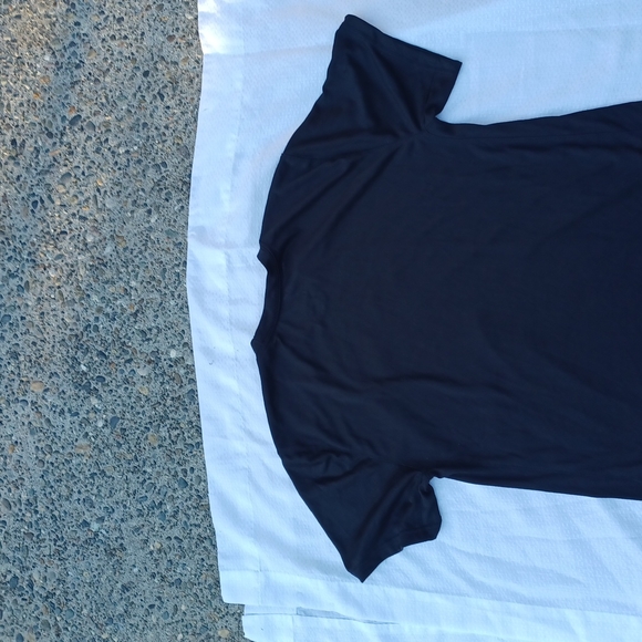 Nike men's short sleeve shirt color black size M - Picture 8 of 9